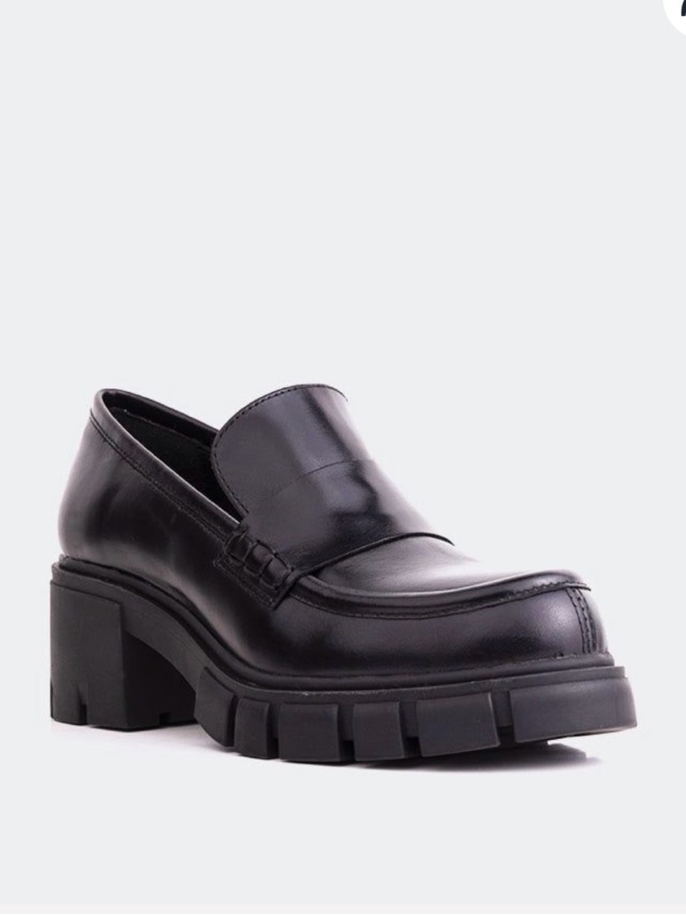 L’Intervalle Bourges Black Leather chunky
Loafer - Picture 5 of 15